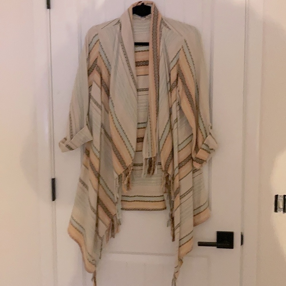 BKE Tribal Pattern Open Cardigan